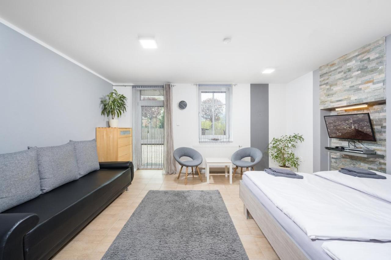 Apartma Sungarden Liberec Exteriör bild